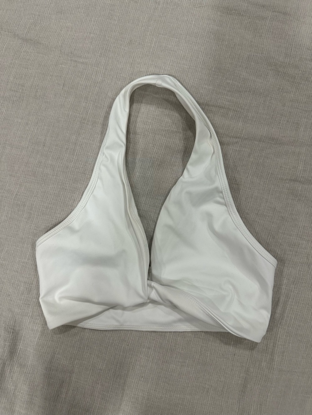 Pchee Bum Front Twist Halter Sports Bra